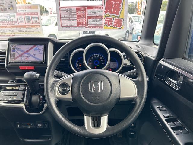 Ｎ－ＢＯＸカスタム Ｇ　ＳＳパッケージ　ドライブレコーダー　ＥＴＣ　バックカメラ　両側電動スライドドア　ナビ　ＴＶ　オートライト　ＨＩＤ　スマートキー　アイドリングストップ　電動格納ミラー　シートヒーター　ベンチシート　ＣＶＴ（3枚目）