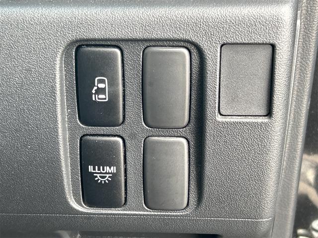 タント カスタムＲＳ　ＥＴＣ　バックカメラ　電動スライドドア　ナビ　ＴＶ　ＨＩＤ　スマートキー　電動格納ミラー　ベンチシート　ＣＶＴ　盗難防止システム　ＡＢＳ　ＣＤ　ＤＶＤ再生　ＵＳＢ　Ｂｌｕｅｔｏｏｔｈ　アルミホイール（9枚目）