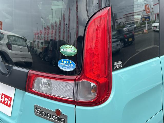 スペーシア Ｇ　両側スライドドア　スマートキー　アイドリングストップ　電動格納ミラー　シートヒーター　ベンチシート　ＣＶＴ　盗難防止システム　ＡＢＳ　ＵＳＢ　衝突安全ボディ　エアコン　パワーステアリング（24枚目）