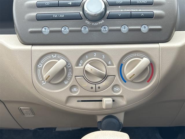 アルト F キーレスエントリー 電動格納ミラー AT 盗難防止システム CD 衝突安全ボディ エアコン パワーステアリング パワーウィンドウ 運転席エアバッグ 助手席エアバッグ(6枚目)