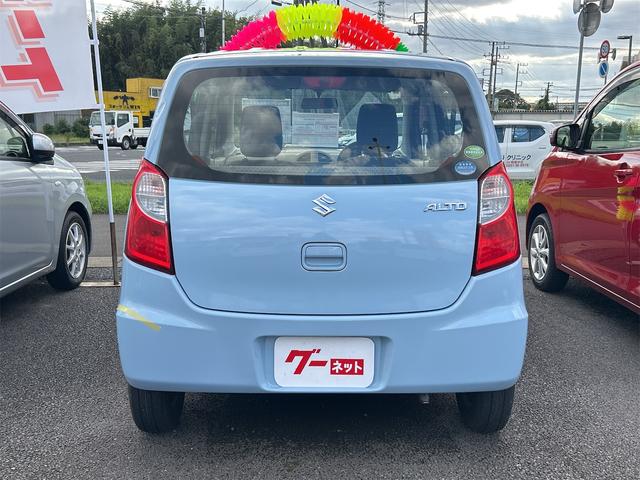 アルト F キーレスエントリー 電動格納ミラー AT 盗難防止システム CD 衝突安全ボディ エアコン パワーステアリング パワーウィンドウ 運転席エアバッグ 助手席エアバッグ(16枚目)