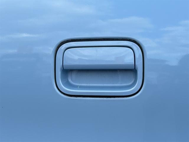 アルト F キーレスエントリー 電動格納ミラー AT 盗難防止システム CD 衝突安全ボディ エアコン パワーステアリング パワーウィンドウ 運転席エアバッグ 助手席エアバッグ(21枚目)