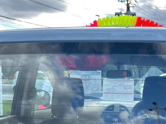 アルト F キーレスエントリー 電動格納ミラー AT 盗難防止システム CD 衝突安全ボディ エアコン パワーステアリング パワーウィンドウ 運転席エアバッグ 助手席エアバッグ(22枚目)