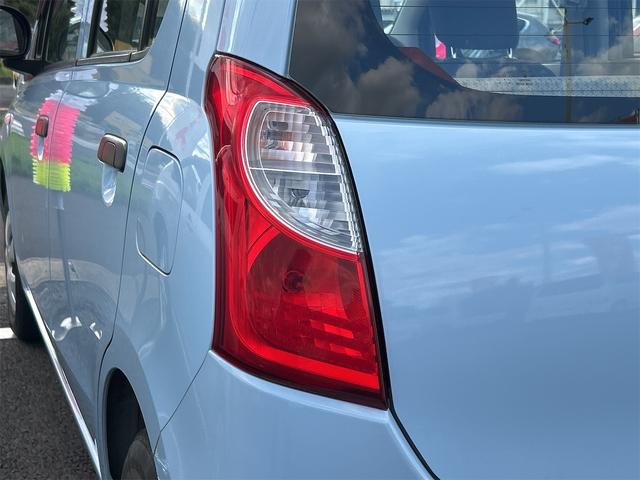 アルト F キーレスエントリー 電動格納ミラー AT 盗難防止システム CD 衝突安全ボディ エアコン パワーステアリング パワーウィンドウ 運転席エアバッグ 助手席エアバッグ(24枚目)