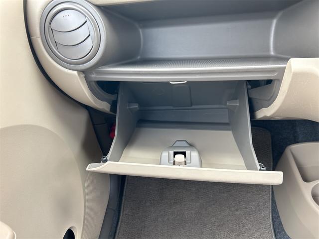 アルト F キーレスエントリー 電動格納ミラー AT 盗難防止システム CD 衝突安全ボディ エアコン パワーステアリング パワーウィンドウ 運転席エアバッグ 助手席エアバッグ(38枚目)