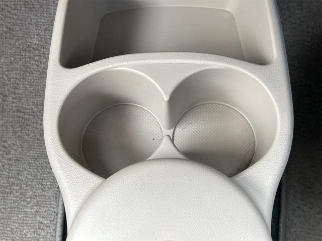 アルト F キーレスエントリー 電動格納ミラー AT 盗難防止システム CD 衝突安全ボディ エアコン パワーステアリング パワーウィンドウ 運転席エアバッグ 助手席エアバッグ(40枚目)