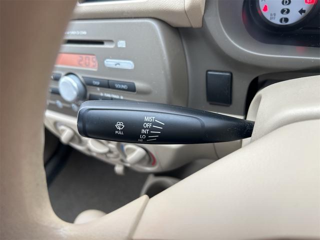 アルト F キーレスエントリー 電動格納ミラー AT 盗難防止システム CD 衝突安全ボディ エアコン パワーステアリング パワーウィンドウ 運転席エアバッグ 助手席エアバッグ(42枚目)