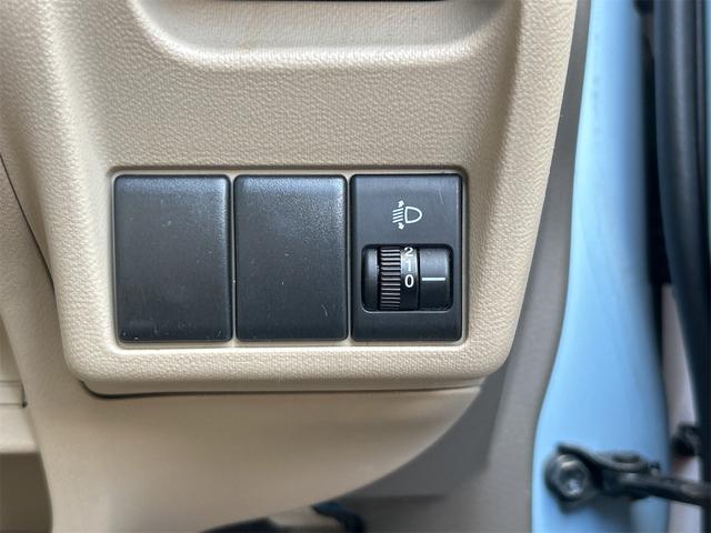 アルト F キーレスエントリー 電動格納ミラー AT 盗難防止システム CD 衝突安全ボディ エアコン パワーステアリング パワーウィンドウ 運転席エアバッグ 助手席エアバッグ(46枚目)