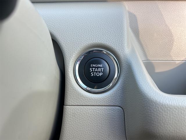 キーを携帯しているだけで、エンジンの始動が可能な装備です。プッシュスタートですのでエンジンの始動もボタンを押すだけです