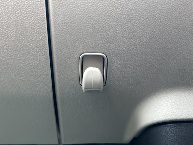 ご覧頂きまして誠に有難うございます！！是非ご来店して頂き、実際にご覧になって頂ければと思います。お客様からのご連絡をスタッフ一同、心よりお待ちしております