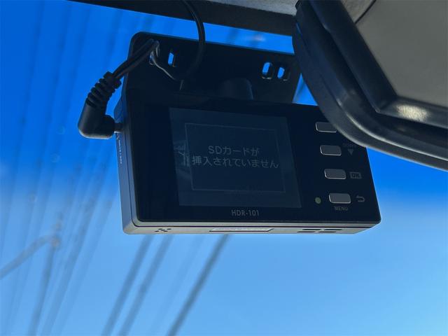 ムーヴ カスタム　ＲＳ　ドライブレコーダー　ＥＴＣ　バックカメラ　ナビ　ＴＶ　オートライト　スマートキー　アイドリングストップ　電動格納ミラー　ベンチシート　ＣＶＴ　盗難防止システム　ＡＢＳ　ＣＤ　Ｂｌｕｅｔｏｏｔｈ（11枚目）