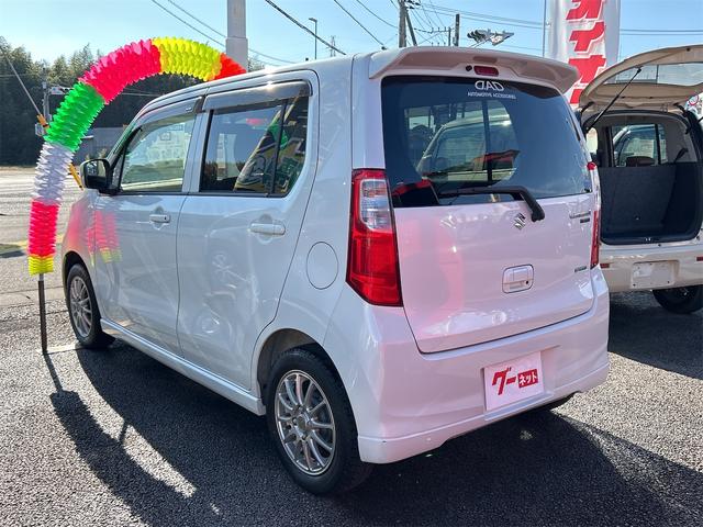 ワゴンＲ ＦＸリミテッド　ＥＴＣ　ナビ　ＴＶ　スマートキー　アイドリングストップ　電動格納ミラー　ベンチシート　ＣＶＴ　盗難防止システム　ＡＢＳ　ＣＤ　ＵＳＢ　ミュージックプレイヤー接続可　Ｂｌｕｅｔｏｏｔｈ　アルミホイール（15枚目）