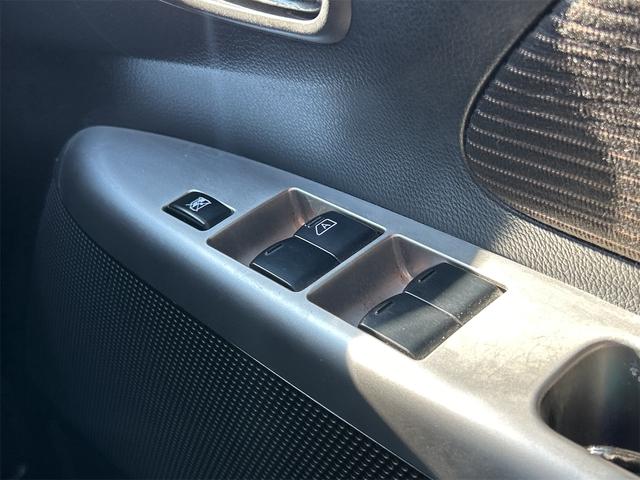 デイズ ハイウェイスター　Ｘ　全周囲カメラ　ＨＩＤ　スマートキー　アイドリングストップ　電動格納ミラー　ベンチシート　ＣＶＴ　盗難防止システム　ＡＢＳ　ミュージックプレイヤー接続可　アルミホイール　衝突安全ボディ　エアコン（11枚目）