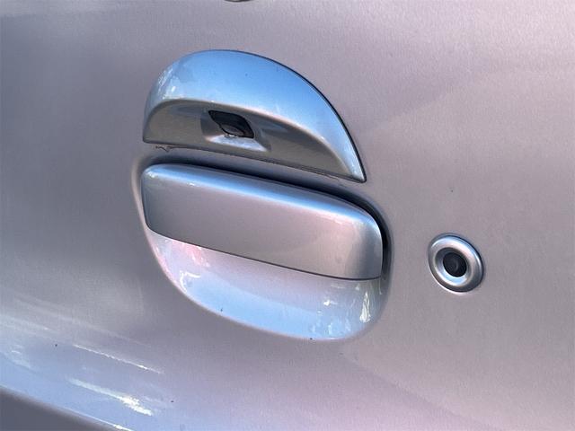 デイズ ハイウェイスター　Ｘ　全周囲カメラ　ＨＩＤ　スマートキー　アイドリングストップ　電動格納ミラー　ベンチシート　ＣＶＴ　盗難防止システム　ＡＢＳ　ミュージックプレイヤー接続可　アルミホイール　衝突安全ボディ　エアコン（31枚目）