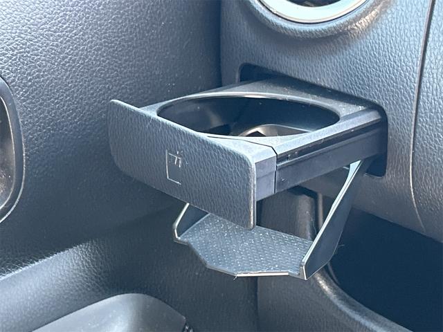 デイズ ハイウェイスター　Ｘ　全周囲カメラ　ＨＩＤ　スマートキー　アイドリングストップ　電動格納ミラー　ベンチシート　ＣＶＴ　盗難防止システム　ＡＢＳ　ミュージックプレイヤー接続可　アルミホイール　衝突安全ボディ　エアコン（42枚目）