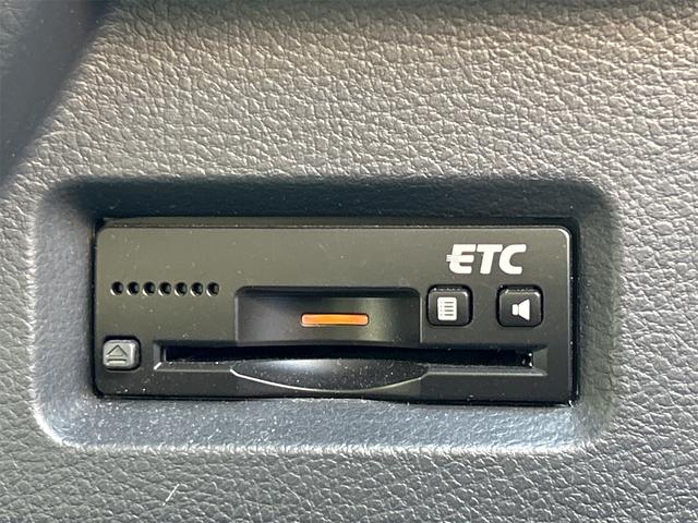 スペーシア Ｇリミテッド　ＥＴＣ　バックカメラ　電動スライドドア　ナビ　レーンアシスト　衝突被害軽減システム　オートマチックハイビーム　スマートキー　アイドリングストップ　電動格納ミラー　シートヒーター　ＣＶＴ　ＥＳＣ　ＣＤ（7枚目）