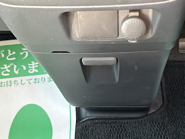 スペーシア Ｇリミテッド　ＥＴＣ　バックカメラ　電動スライドドア　ナビ　レーンアシスト　衝突被害軽減システム　オートマチックハイビーム　スマートキー　アイドリングストップ　電動格納ミラー　シートヒーター　ＣＶＴ　ＥＳＣ　ＣＤ（40枚目）