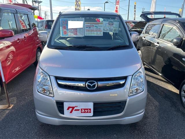 ＡＺワゴン ＸＳスペシャル　スマートキー　電動格納ミラー　ベンチシート　ＣＶＴ　盗難防止システム　ＡＢＳ　ＣＤ　アルミホイール　衝突安全ボディ　エアコン　パワーステアリング　パワーウィンドウ（12枚目）