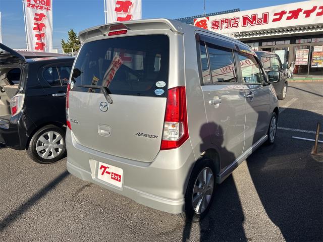 ＡＺワゴン ＸＳスペシャル　スマートキー　電動格納ミラー　ベンチシート　ＣＶＴ　盗難防止システム　ＡＢＳ　ＣＤ　アルミホイール　衝突安全ボディ　エアコン　パワーステアリング　パワーウィンドウ（14枚目）