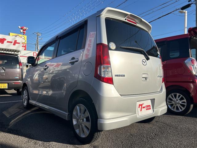 ＡＺワゴン ＸＳスペシャル　スマートキー　電動格納ミラー　ベンチシート　ＣＶＴ　盗難防止システム　ＡＢＳ　ＣＤ　アルミホイール　衝突安全ボディ　エアコン　パワーステアリング　パワーウィンドウ（15枚目）