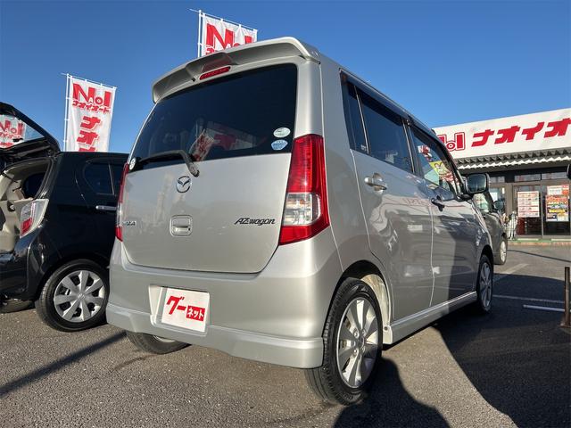 ＡＺワゴン ＸＳスペシャル　スマートキー　電動格納ミラー　ベンチシート　ＣＶＴ　盗難防止システム　ＡＢＳ　ＣＤ　アルミホイール　衝突安全ボディ　エアコン　パワーステアリング　パワーウィンドウ（17枚目）