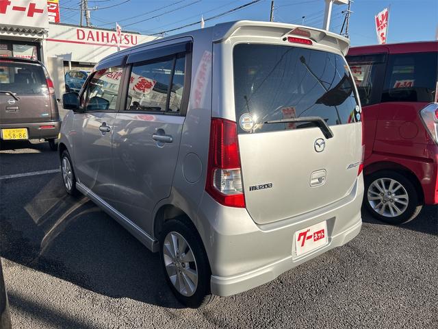 ＡＺワゴン ＸＳスペシャル　スマートキー　電動格納ミラー　ベンチシート　ＣＶＴ　盗難防止システム　ＡＢＳ　ＣＤ　アルミホイール　衝突安全ボディ　エアコン　パワーステアリング　パワーウィンドウ（18枚目）