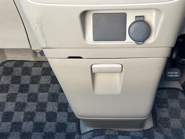 スペーシア Ｘ　バックカメラ　両側スライド・片側電動　ナビ　ＴＶ　スマートキー　アイドリングストップ　電動格納ミラー　ベンチシート　ＣＶＴ　盗難防止システム　ＡＢＳ　ＣＤ　ＵＳＢ　衝突安全ボディ　エアコン（36枚目）