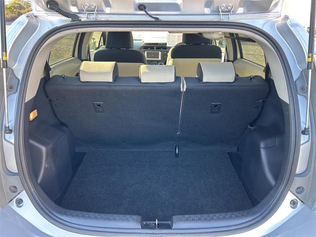 アクア Ｓ　バックカメラ　オートライト　スマートキー　電動格納ミラー　ＣＶＴ　衝突安全ボディ　ＡＢＳ　ＥＳＣ　エアコン　パワーステアリング　パワーウィンドウ（19枚目）