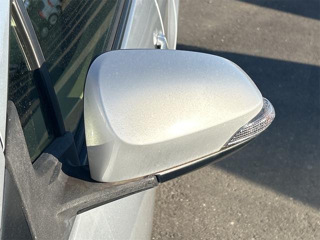 アクア Ｓ　バックカメラ　オートライト　スマートキー　電動格納ミラー　ＣＶＴ　衝突安全ボディ　ＡＢＳ　ＥＳＣ　エアコン　パワーステアリング　パワーウィンドウ（34枚目）