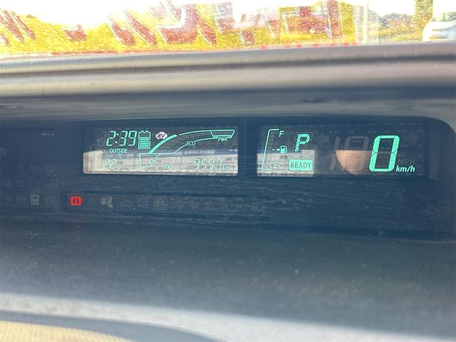 アクア Ｓ　バックカメラ　オートライト　スマートキー　電動格納ミラー　ＣＶＴ　衝突安全ボディ　ＡＢＳ　ＥＳＣ　エアコン　パワーステアリング　パワーウィンドウ（39枚目）