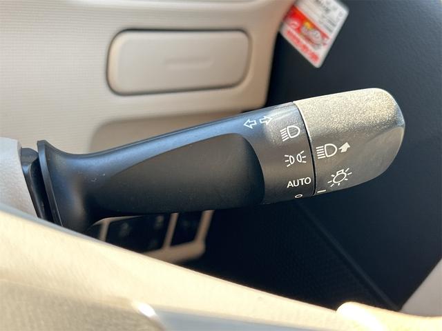 ムーヴキャンバス Ｘ　ＳＡＩＩ　バックカメラ　ナビ　ＴＶ　衝突被害軽減システム　オートライト　スマートキー　アイドリングストップ　電動格納ミラー　ベンチシート　ＣＶＴ　盗難防止システム　ＡＢＳ　ＥＳＣ　ＣＤ（11枚目）