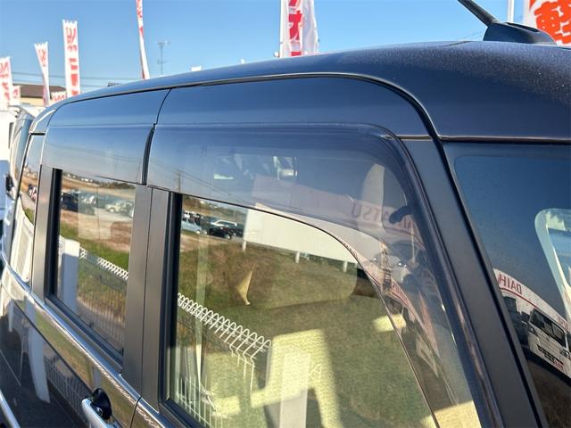 ムーヴキャンバス Ｘ　ＳＡＩＩ　バックカメラ　ナビ　ＴＶ　衝突被害軽減システム　オートライト　スマートキー　アイドリングストップ　電動格納ミラー　ベンチシート　ＣＶＴ　盗難防止システム　ＡＢＳ　ＥＳＣ　ＣＤ（23枚目）