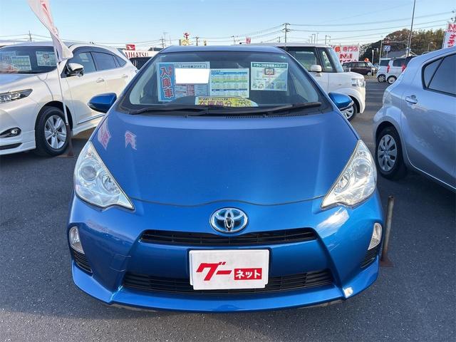 アクア Ｓ　ＥＴＣ　キーレスエントリー　電動格納ミラー　シートヒーター　ＣＶＴ　衝突安全ボディ　ＡＢＳ　ＥＳＣ　エアコン　パワーステアリング　パワーウィンドウ（13枚目）