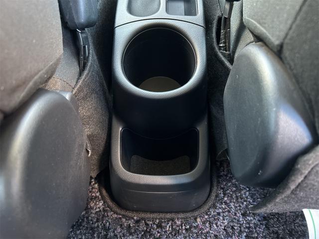 アクア Ｓ　ＥＴＣ　キーレスエントリー　電動格納ミラー　シートヒーター　ＣＶＴ　衝突安全ボディ　ＡＢＳ　ＥＳＣ　エアコン　パワーステアリング　パワーウィンドウ（46枚目）