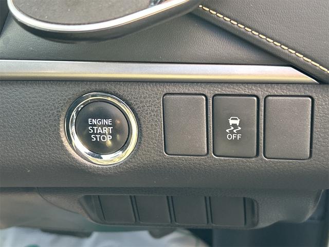 ハリアー エレガンス　ＥＴＣ　バックカメラ　パワーシート　エアロ　ＴＶ　オートライト　アルミホイール　スマートキー　アイドリングストップ　電動格納ミラー　ＣＶＴ　盗難防止システム　衝突安全ボディ　ＣＤ　Ｂｌｕｅｔｏｏｔｈ（7枚目）