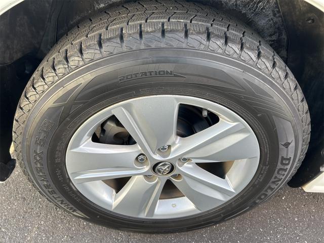 ハリアー エレガンス　ＥＴＣ　バックカメラ　パワーシート　エアロ　ＴＶ　オートライト　アルミホイール　スマートキー　アイドリングストップ　電動格納ミラー　ＣＶＴ　盗難防止システム　衝突安全ボディ　ＣＤ　Ｂｌｕｅｔｏｏｔｈ（20枚目）