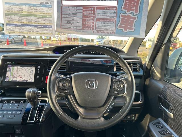 ステップワゴンスパーダ スパーダ・クールスピリット　ドライブレコーダー　ＥＴＣ　全周囲カメラ　ナビ　ＴＶ　オートクルーズコントロール　レーンアシスト　衝突被害軽減システム　両側電動スライドドア　オートライト　スマートキー　アイドリングストップ（3枚目）