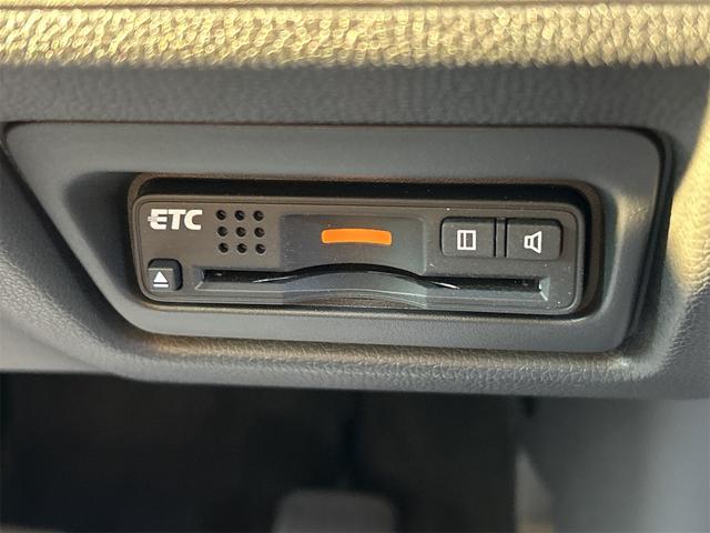 ステップワゴンスパーダ スパーダ・クールスピリット　ドライブレコーダー　ＥＴＣ　全周囲カメラ　ナビ　ＴＶ　オートクルーズコントロール　レーンアシスト　衝突被害軽減システム　両側電動スライドドア　オートライト　スマートキー　アイドリングストップ（6枚目）