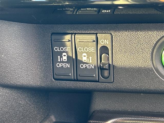 ステップワゴンスパーダ スパーダ・クールスピリット　ドライブレコーダー　ＥＴＣ　全周囲カメラ　ナビ　ＴＶ　オートクルーズコントロール　レーンアシスト　衝突被害軽減システム　両側電動スライドドア　オートライト　スマートキー　アイドリングストップ（9枚目）