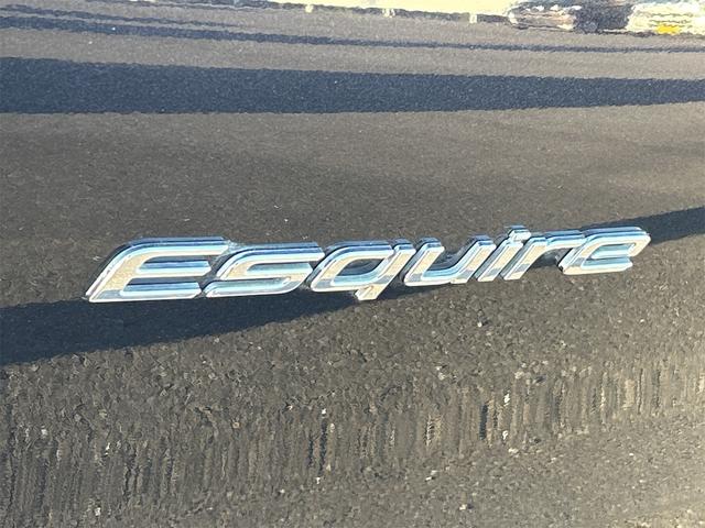 エスクァイア Ｇｉ　プレミアムパッケージ　ドライブレコーダー　ＥＴＣ　バックカメラ　ＴＶ　オートクルーズコントロール　レーンアシスト　衝突被害軽減システム　両側電動スライドドア　オートマチックハイビーム　オートライト　ＬＥＤヘッドランプ（18枚目）