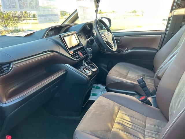 エスクァイア Ｇｉ　プレミアムパッケージ　ドライブレコーダー　ＥＴＣ　バックカメラ　ＴＶ　オートクルーズコントロール　レーンアシスト　衝突被害軽減システム　両側電動スライドドア　オートマチックハイビーム　オートライト　ＬＥＤヘッドランプ（26枚目）