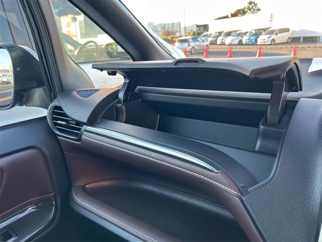 エスクァイア Ｇｉ　プレミアムパッケージ　ドライブレコーダー　ＥＴＣ　バックカメラ　ＴＶ　オートクルーズコントロール　レーンアシスト　衝突被害軽減システム　両側電動スライドドア　オートマチックハイビーム　オートライト　ＬＥＤヘッドランプ（34枚目）