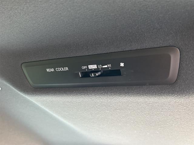 エスクァイア Ｇｉ　プレミアムパッケージ　ドライブレコーダー　ＥＴＣ　バックカメラ　ＴＶ　オートクルーズコントロール　レーンアシスト　衝突被害軽減システム　両側電動スライドドア　オートマチックハイビーム　オートライト　ＬＥＤヘッドランプ（49枚目）