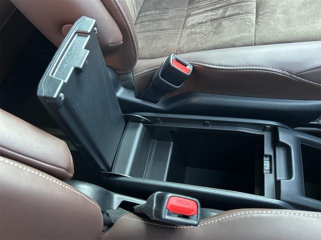 エスクァイア Ｇｉ　プレミアムパッケージ　ドライブレコーダー　ＥＴＣ　バックカメラ　ＴＶ　オートクルーズコントロール　レーンアシスト　衝突被害軽減システム　両側電動スライドドア　オートマチックハイビーム　オートライト　ＬＥＤヘッドランプ（57枚目）