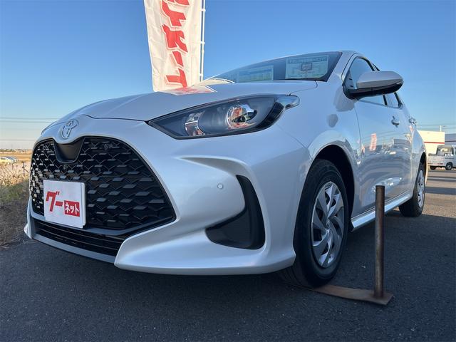 ヤリス Ｇ　ＥＴＣ　バックカメラ　ナビ　ＴＶ　クリアランスソナー　衝突被害軽減システム　オートマチックハイビーム　オートライト　スマートキー　電動格納ミラー　ＣＶＴ　盗難防止システム　衝突安全ボディ　ＡＢＳ（11枚目）