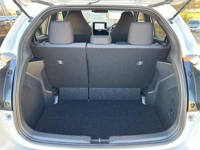 ヤリス Ｇ　ＥＴＣ　バックカメラ　ナビ　ＴＶ　クリアランスソナー　衝突被害軽減システム　オートマチックハイビーム　オートライト　スマートキー　電動格納ミラー　ＣＶＴ　盗難防止システム　衝突安全ボディ　ＡＢＳ（18枚目）