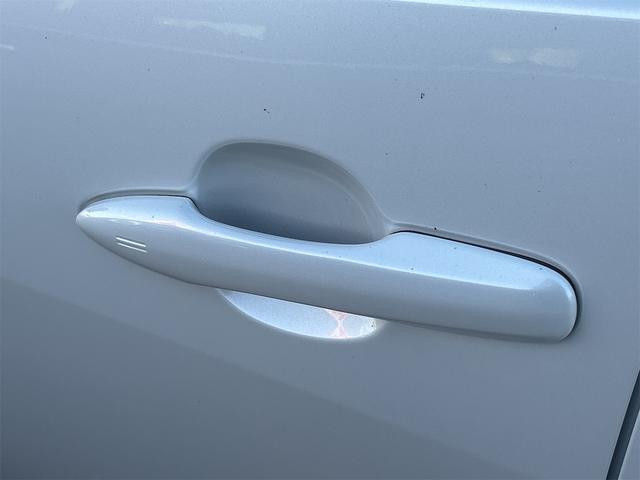 ヤリス Ｇ　ＥＴＣ　バックカメラ　ナビ　ＴＶ　クリアランスソナー　衝突被害軽減システム　オートマチックハイビーム　オートライト　スマートキー　電動格納ミラー　ＣＶＴ　盗難防止システム　衝突安全ボディ　ＡＢＳ（24枚目）