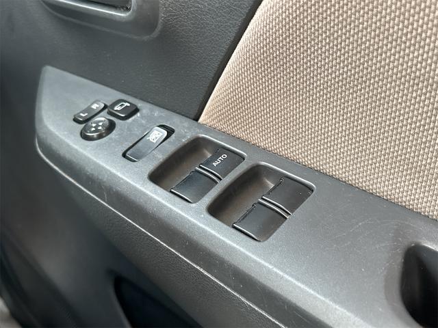ワゴンR FX キーレスエントリー アイドリングストップ 電動格納ミラー ベンチシート CVT 盗難防止システム ABS CD ミュージックプレイヤー接続可 衝突安全ボディ エアコン パワーステアリング(12枚目)