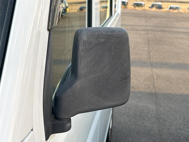 NV100クリッパーバン DX 5AGS車 ナビ TV 両側スライドドア CVT エアコン 運転席エアバッグ 助手席エアバッグ CD USB(20枚目)