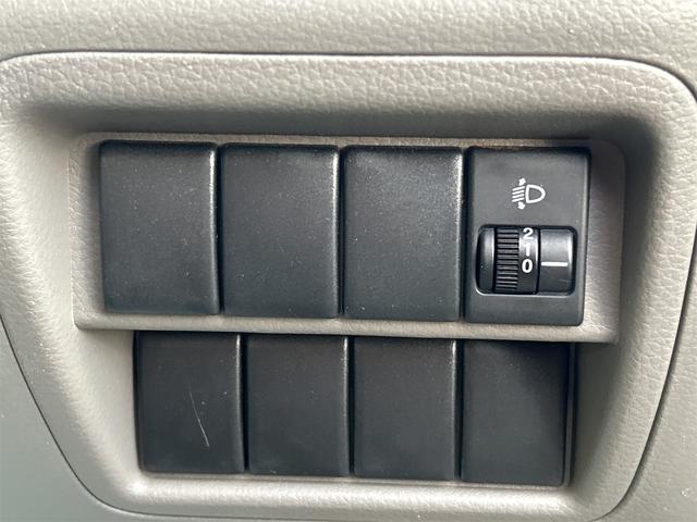 NV100クリッパーバン DX 5AGS車 ナビ TV 両側スライドドア CVT エアコン 運転席エアバッグ 助手席エアバッグ CD USB(28枚目)